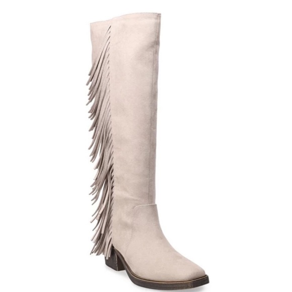 SO Shoes - NWT So Singalong Boot w/Fridge